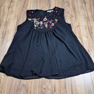 Vintage Sleeveless Embroidered Black Shirt size Medium baby doll